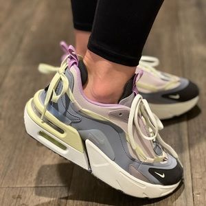Women’s Air Max Nike Furyosa Size 8